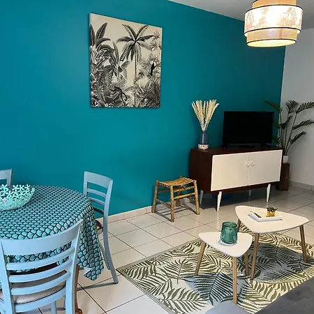 Charmant T2 2* Avec Patio, Centre-ville Et Plage A Pied, Fibre - Fr-1-539-45 Apartment Royan