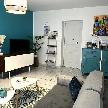 Charmant T2 2* Avec Patio, Centre-ville Et Plage A Pied, Fibre - Fr-1-539-45 Apartment Royan